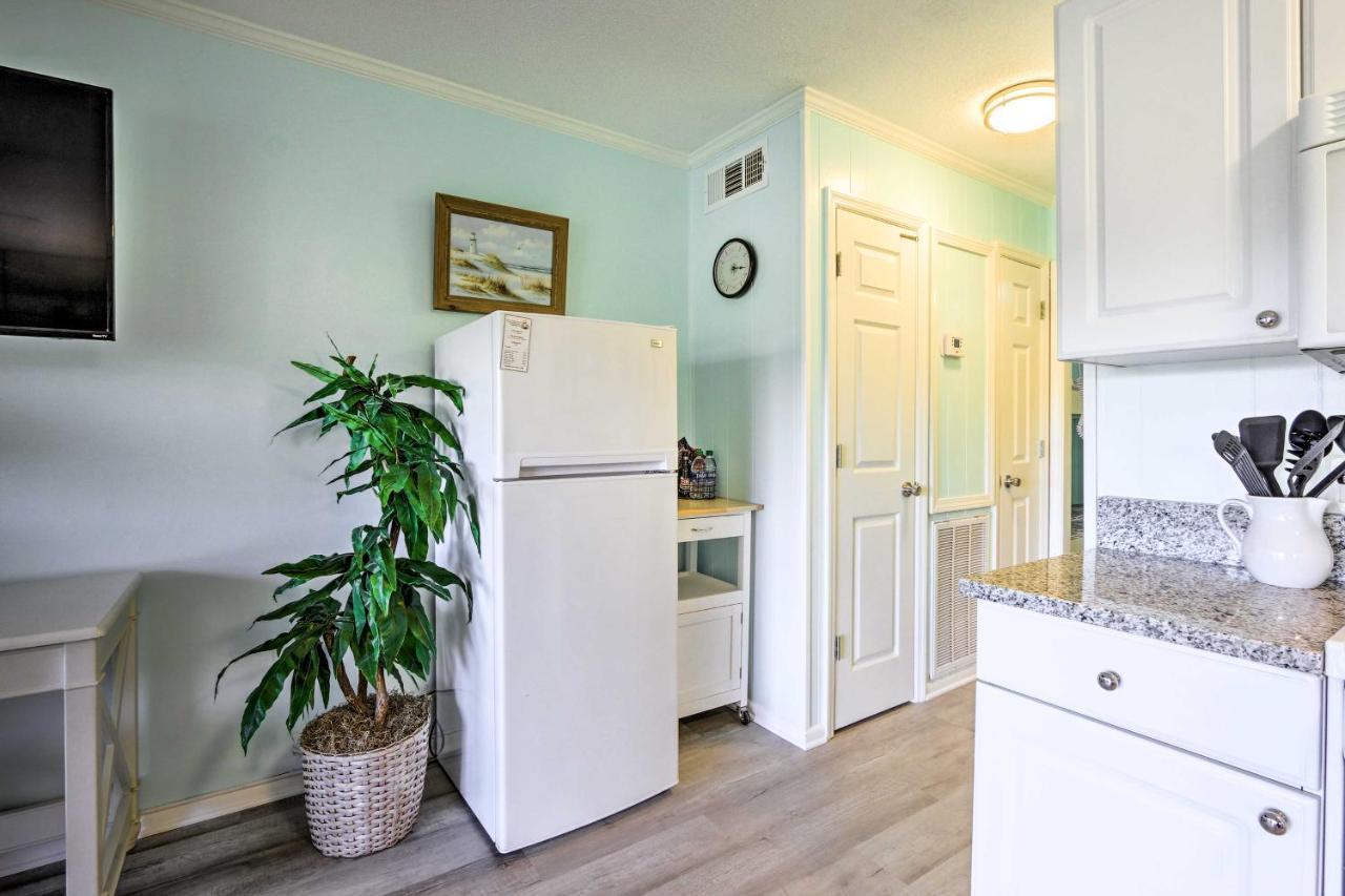 Coastal Condo With Balcony And Luxe Resort Amenities! ヒルトンヘッドアイランド エクステリア 写真