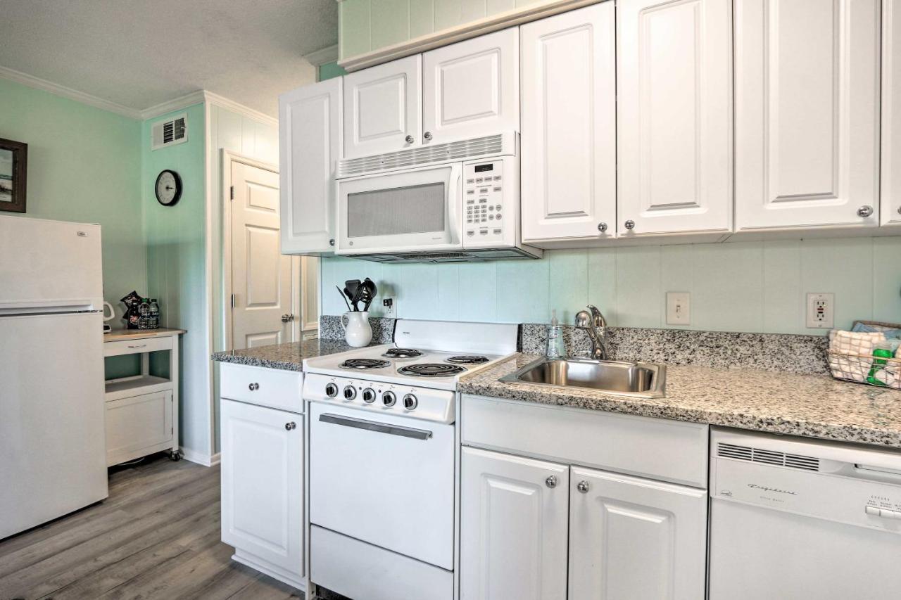 Coastal Condo With Balcony And Luxe Resort Amenities! ヒルトンヘッドアイランド エクステリア 写真